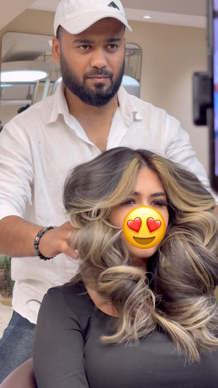 Post 3 by Pooja Gupta on Instagram (video)