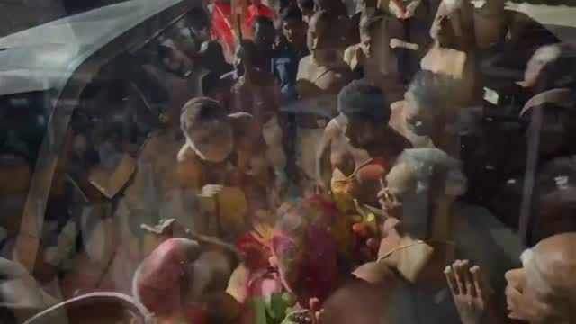 Post 10 by Sri Kanchi Kamakoti Peetam on Instagram (video)