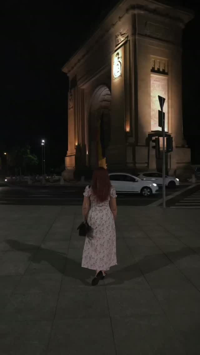 Post 10 by Georgeana Grădinariu on Instagram (video)