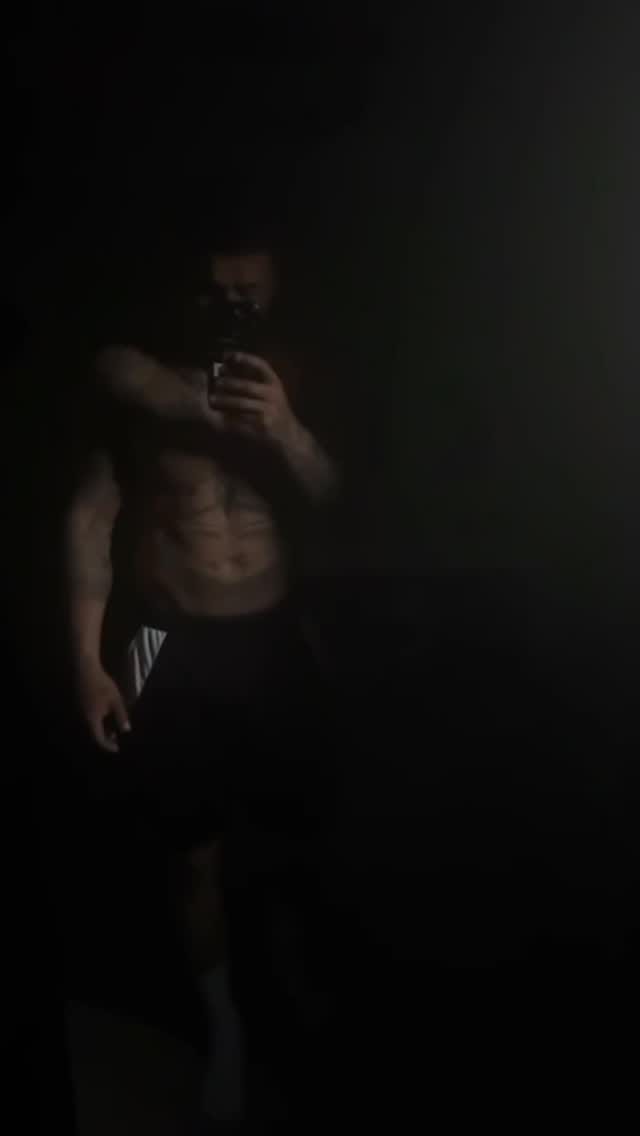 Post 10 by Jonahan Romero on Instagram (video)
