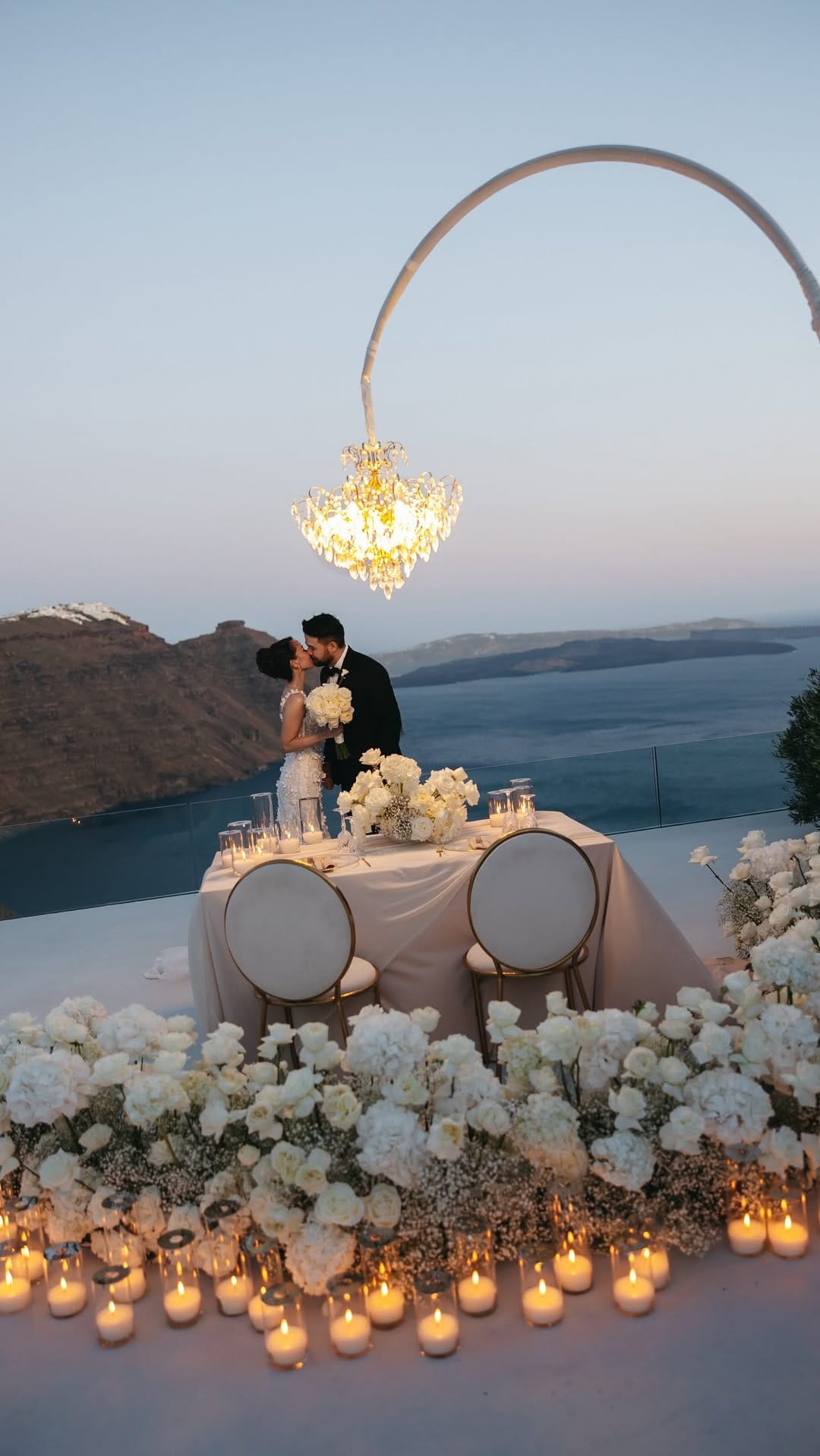 Post 4 by Wedding Photographer Santorini Crete Athens Como Greece Italy on Instagram (video)