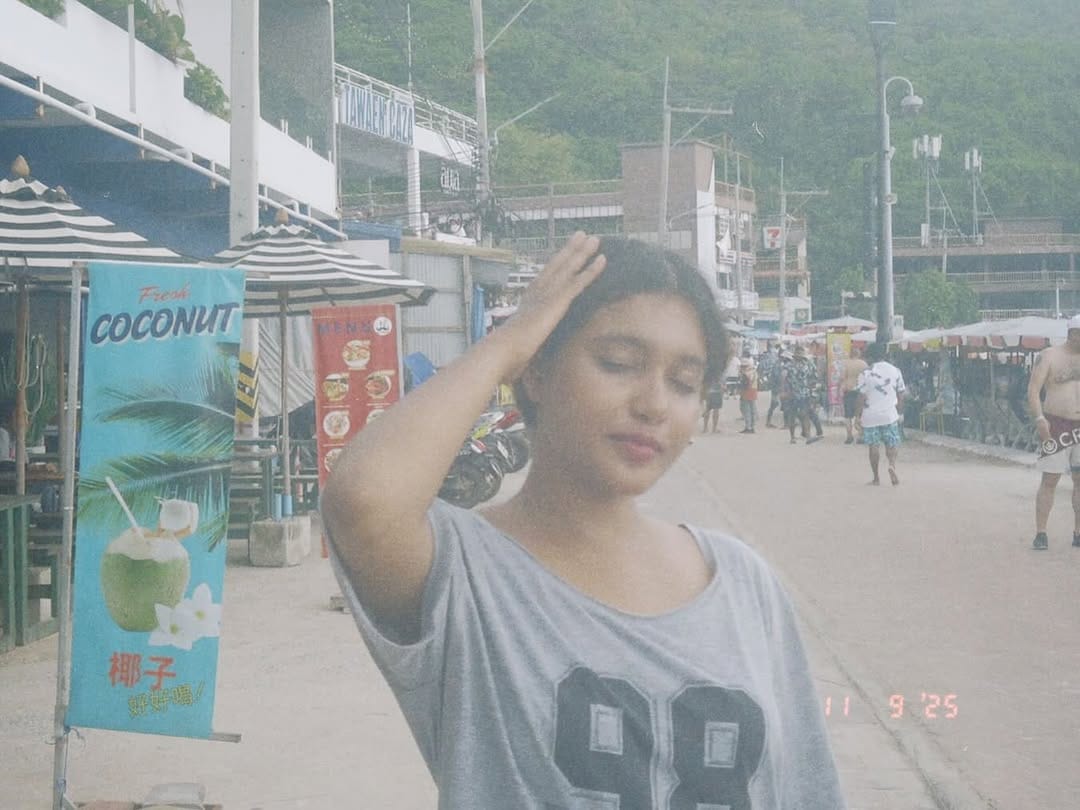 Post 5 by Akshara | Content Creator |  Video presenter | Voiceover artist on Instagram (carousel)