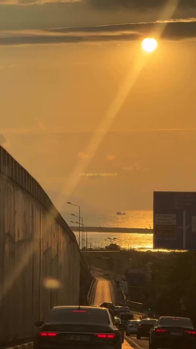 Post 2 by huzurdur.trabzon on Instagram (video)