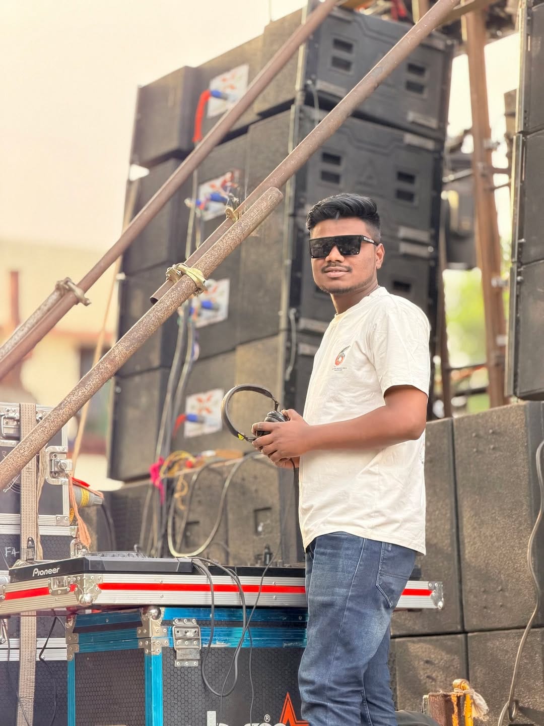 Post 6 by Pratik Angre on Instagram (image)