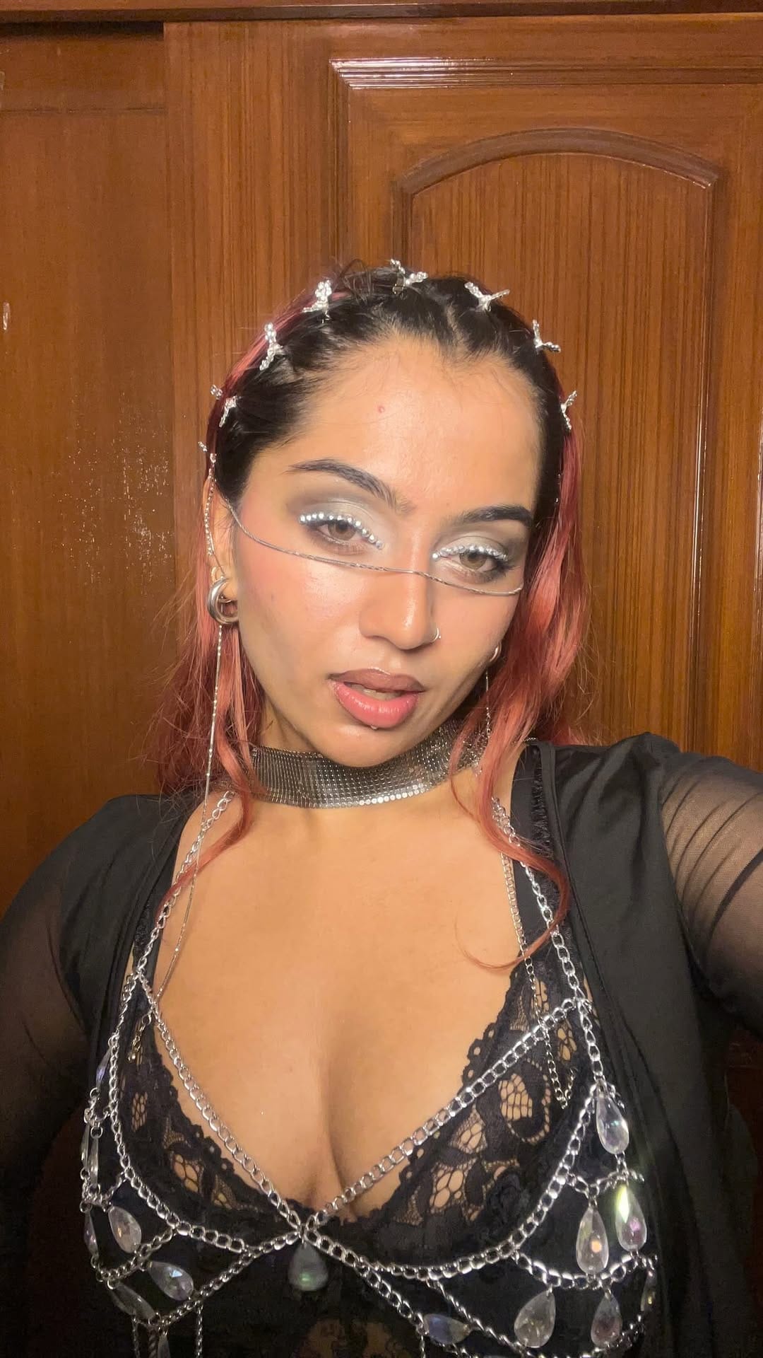 Post 6 by khushi gulati on Instagram (video)
