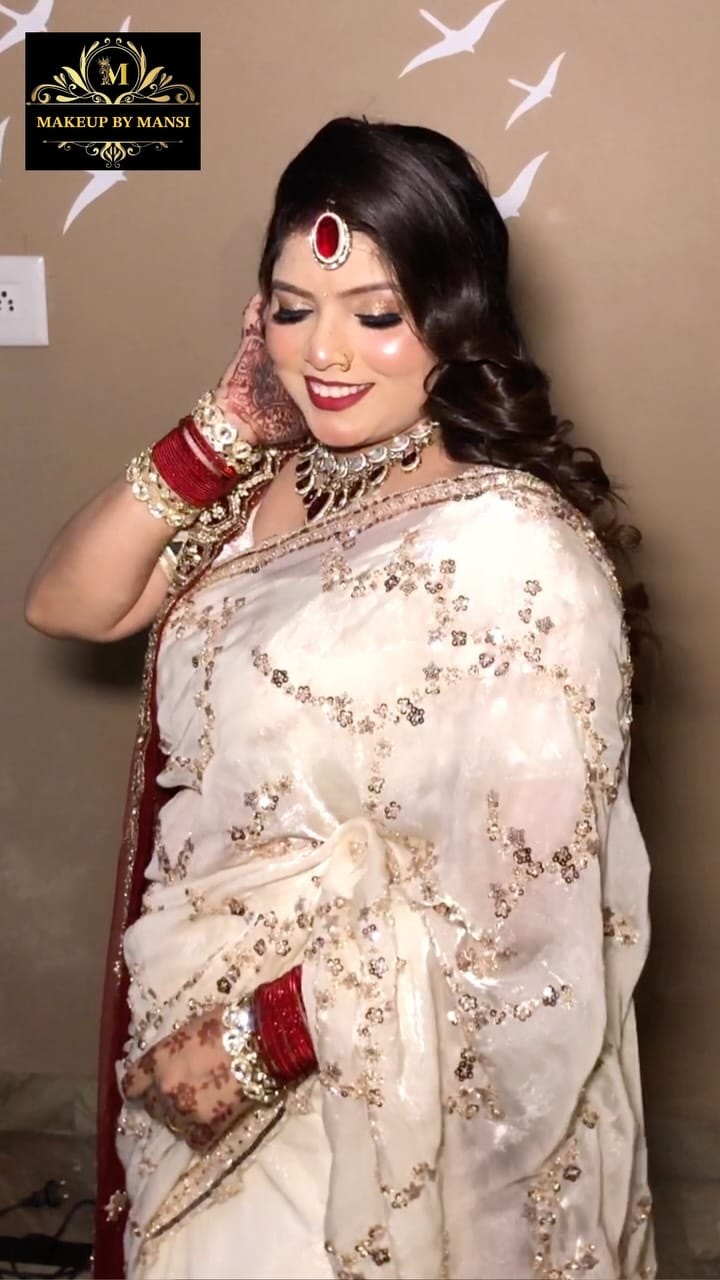 Post 5 by MANSI | PROFESSIONAL MAKEUP AND HAIR ARTIST on Instagram (video)