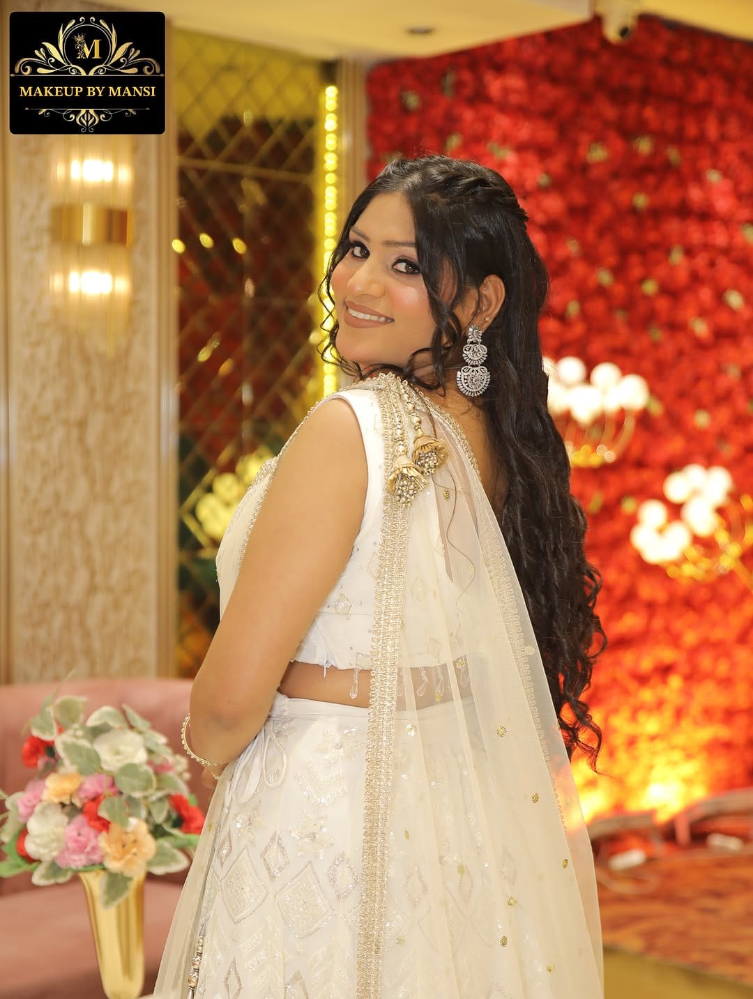 Post 10 by MANSI | PROFESSIONAL MAKEUP AND HAIR ARTIST on Instagram (carousel)