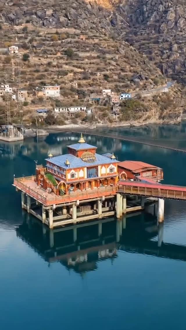 Post 1 by Kavita Joshi-Power Of Colors घुमक्कड़ Storyteller on Instagram (video)