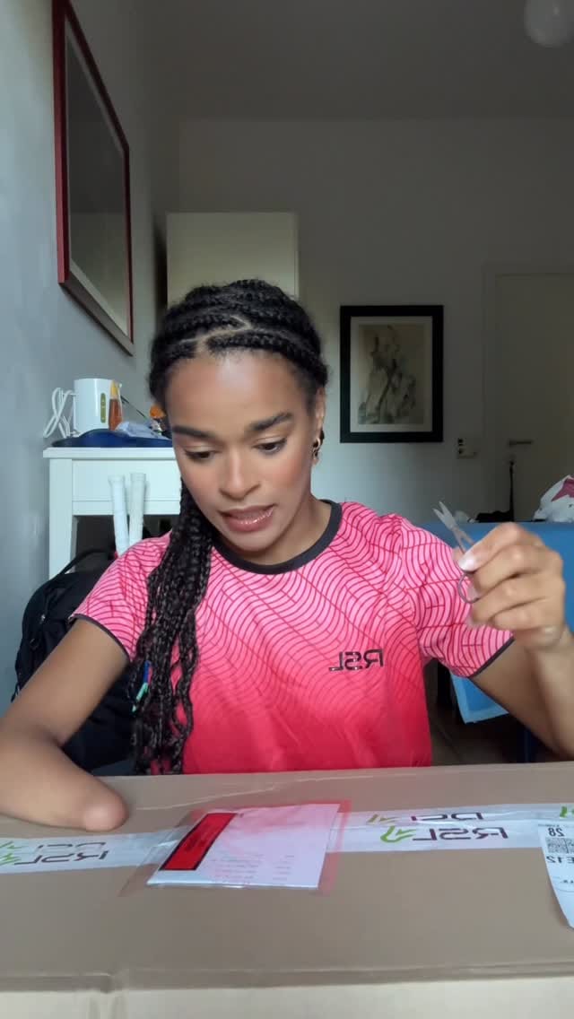 Post 3 by Rosa De Marco on Instagram (video)