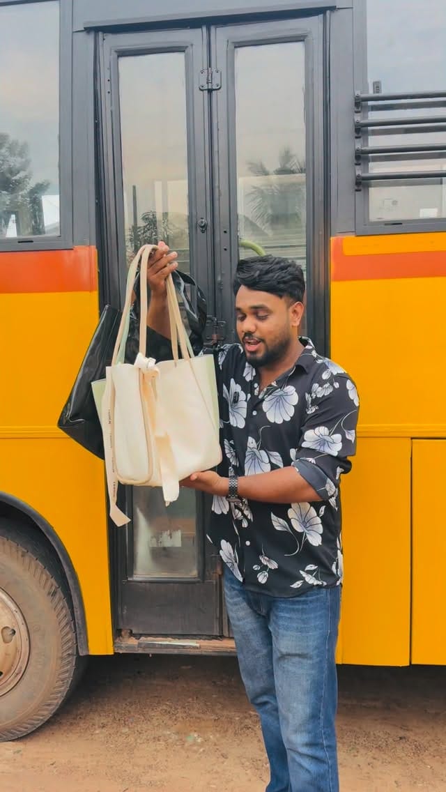 Post 9 by Bags to love on Instagram (video)