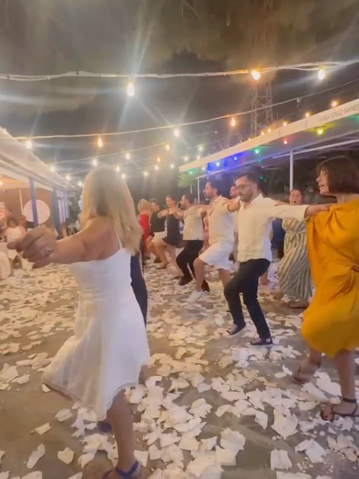 Post 2 by UÇAN POTİNLER on Instagram (carousel)