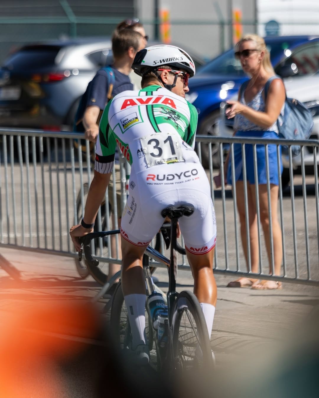 Post 10 by Lars D’hollander-Van Avermaet on Instagram (carousel)