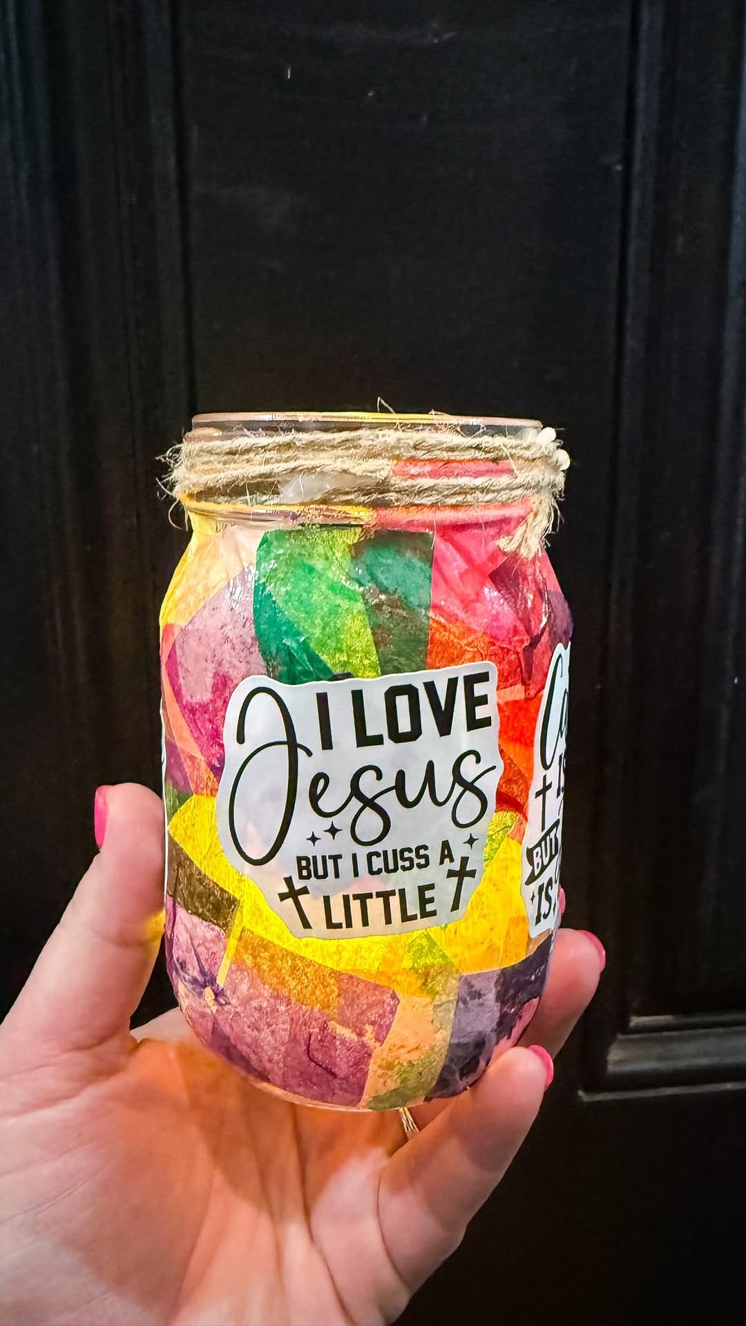 Post 5 by •ＡＮＤＲＥＡ ＴＨＡＲＰＥ• on Instagram (video)
