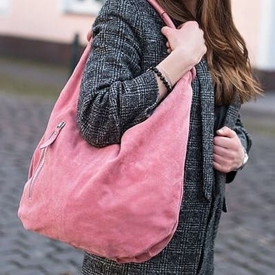 Post 9 by BAGS & BRANDS on Instagram (carousel)