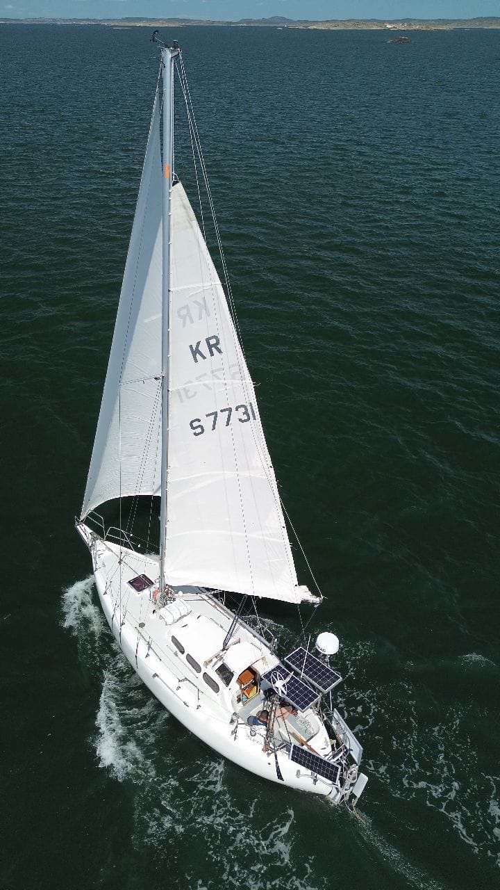 Post 5 by @sailingandsunsets on Instagram (video)
