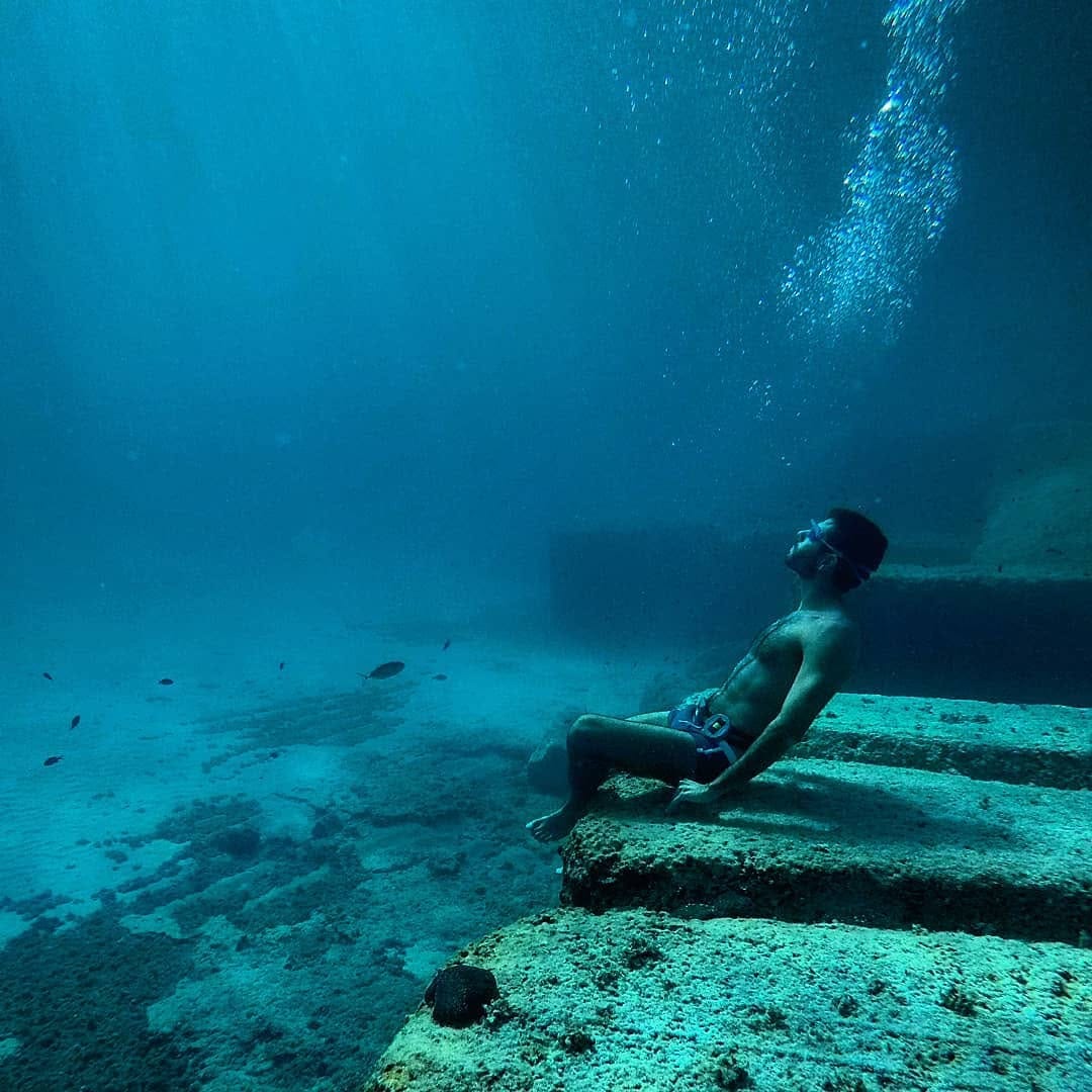 Post 9 by Alberto Venuto on Instagram (image)