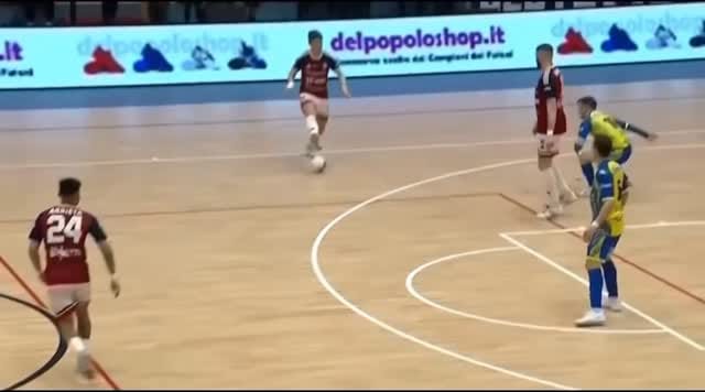 Post 3 by Marcelo Padilha Gonçalves on Instagram (video)