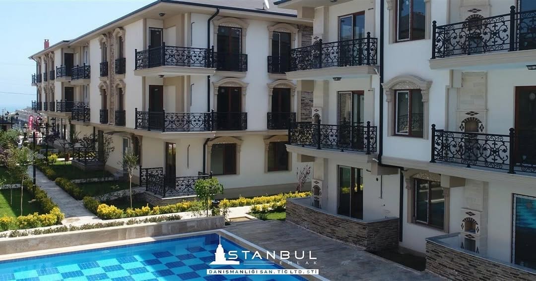 Post 8 by İSTANBUL REAL ESTATE on Instagram (image)