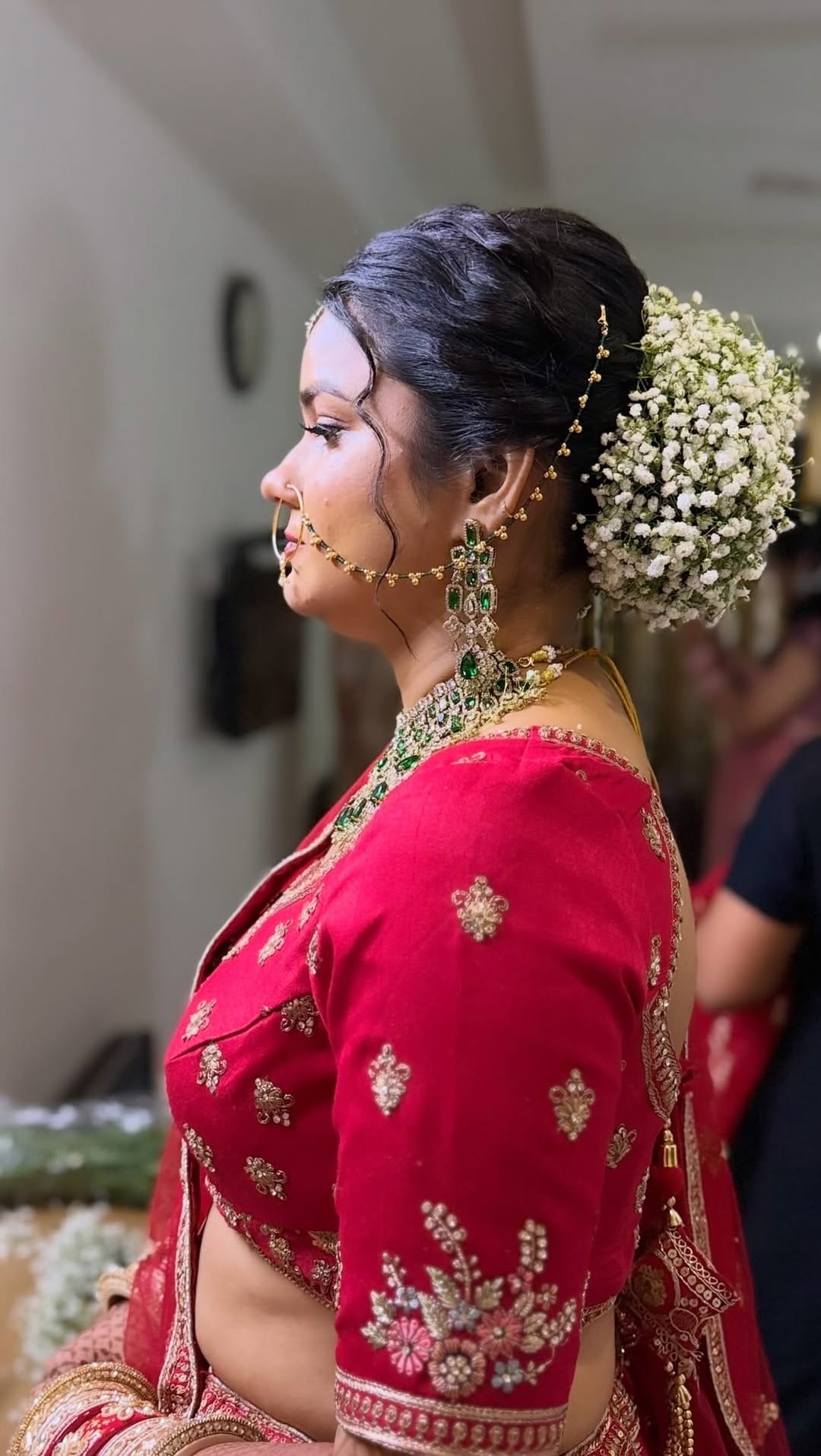 Post 4 by RajniMakeovers | Luxury Artistry on Instagram (video)