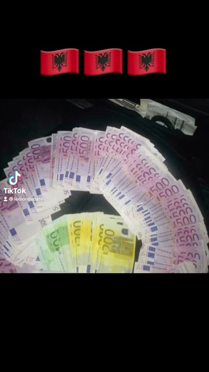 Post 7 by ...👑LEDI👑... on Instagram (video)