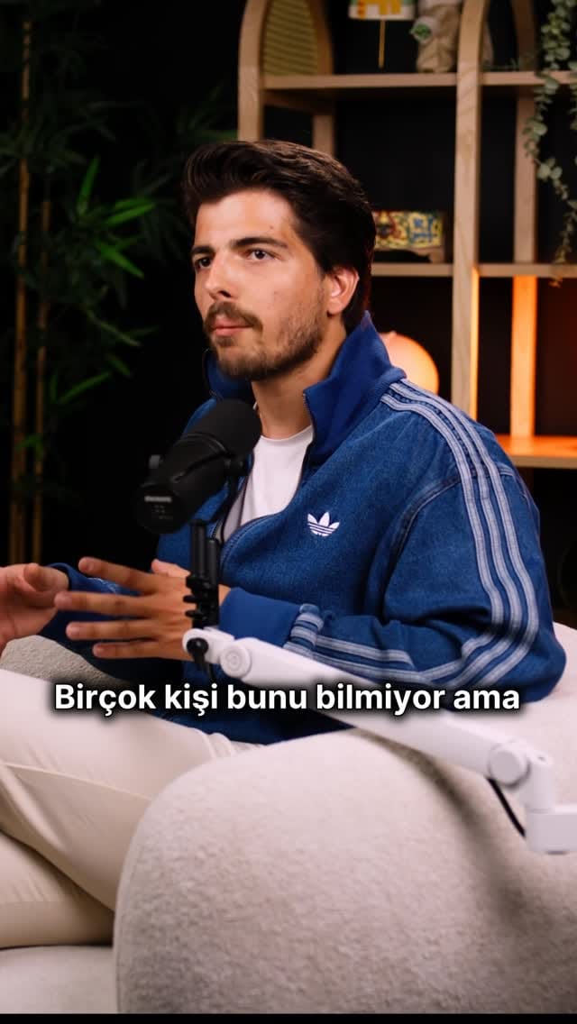 Post 5 by Umut Ulusaloglu on Instagram (video)