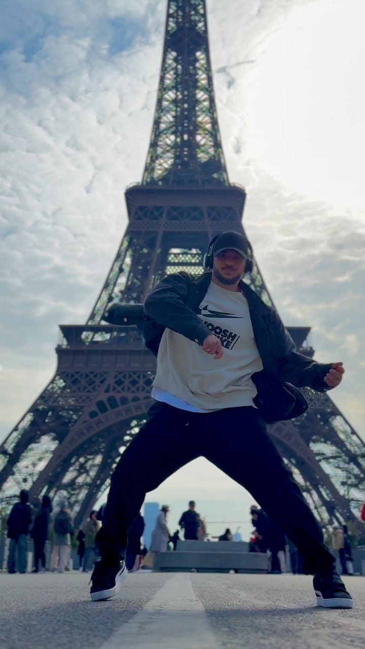 Post 8 by ᴀʟᴇx ғᴇʀʀᴀɴᴛᴇ on Instagram (video)