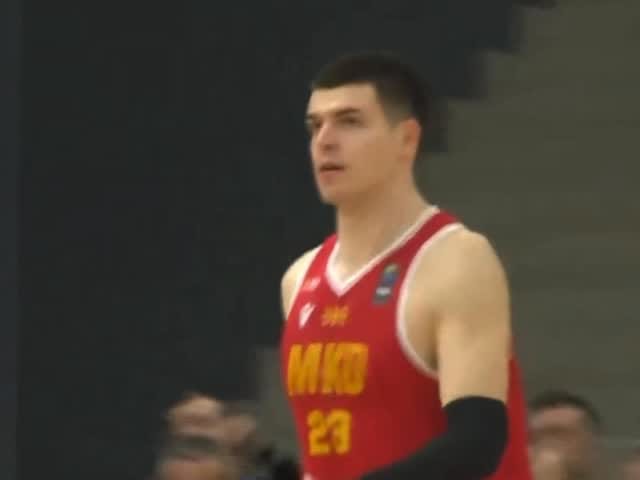 Post 6 by Andrej Jakimovski on Instagram (video)