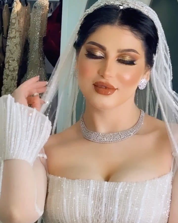 Post 9 by Yasmine soliman on Instagram (video)