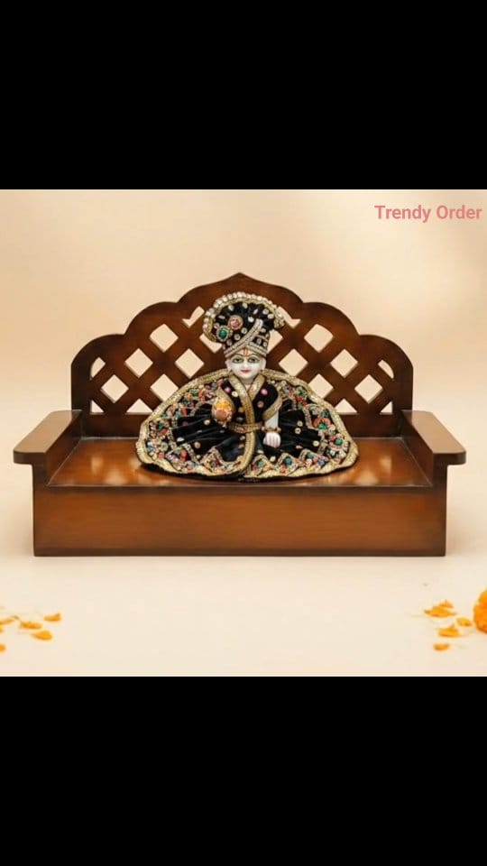 Post 1 by TrendyOrder - Tradition Aur Trend Ka Perfect Blend on Instagram (video)