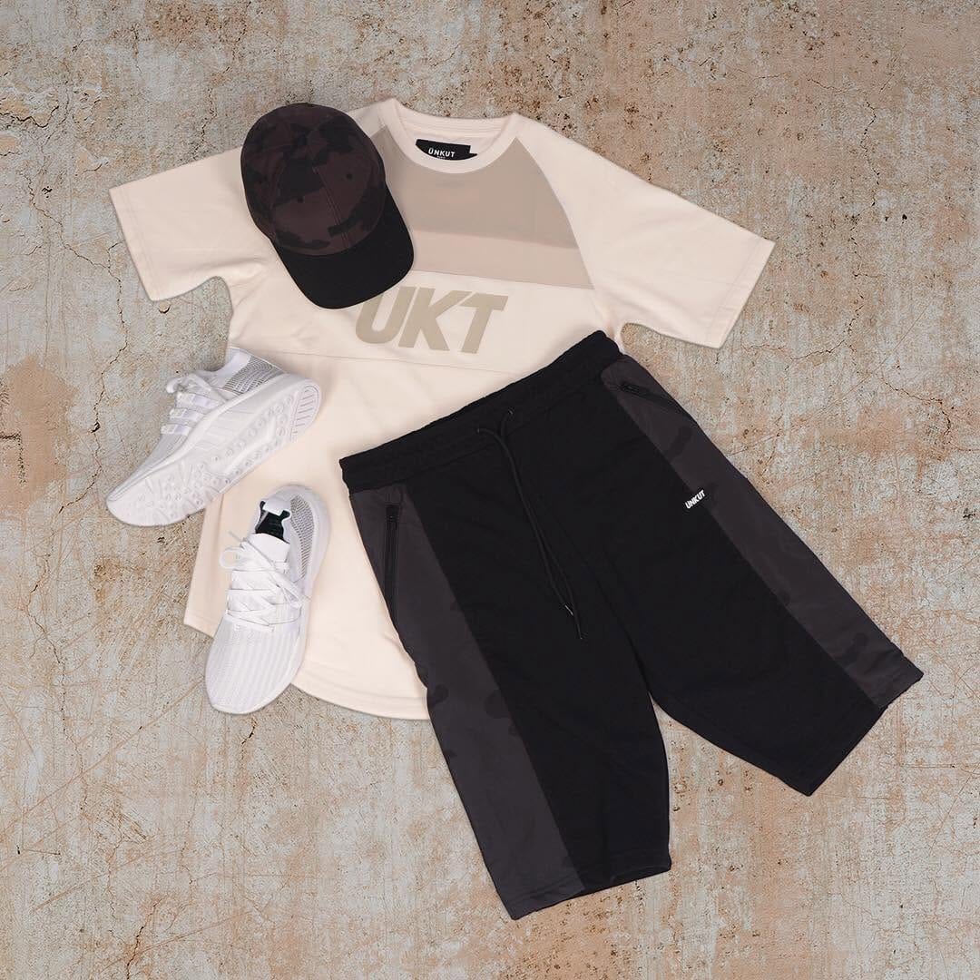 Post 6 by Ünkut on Instagram (image)