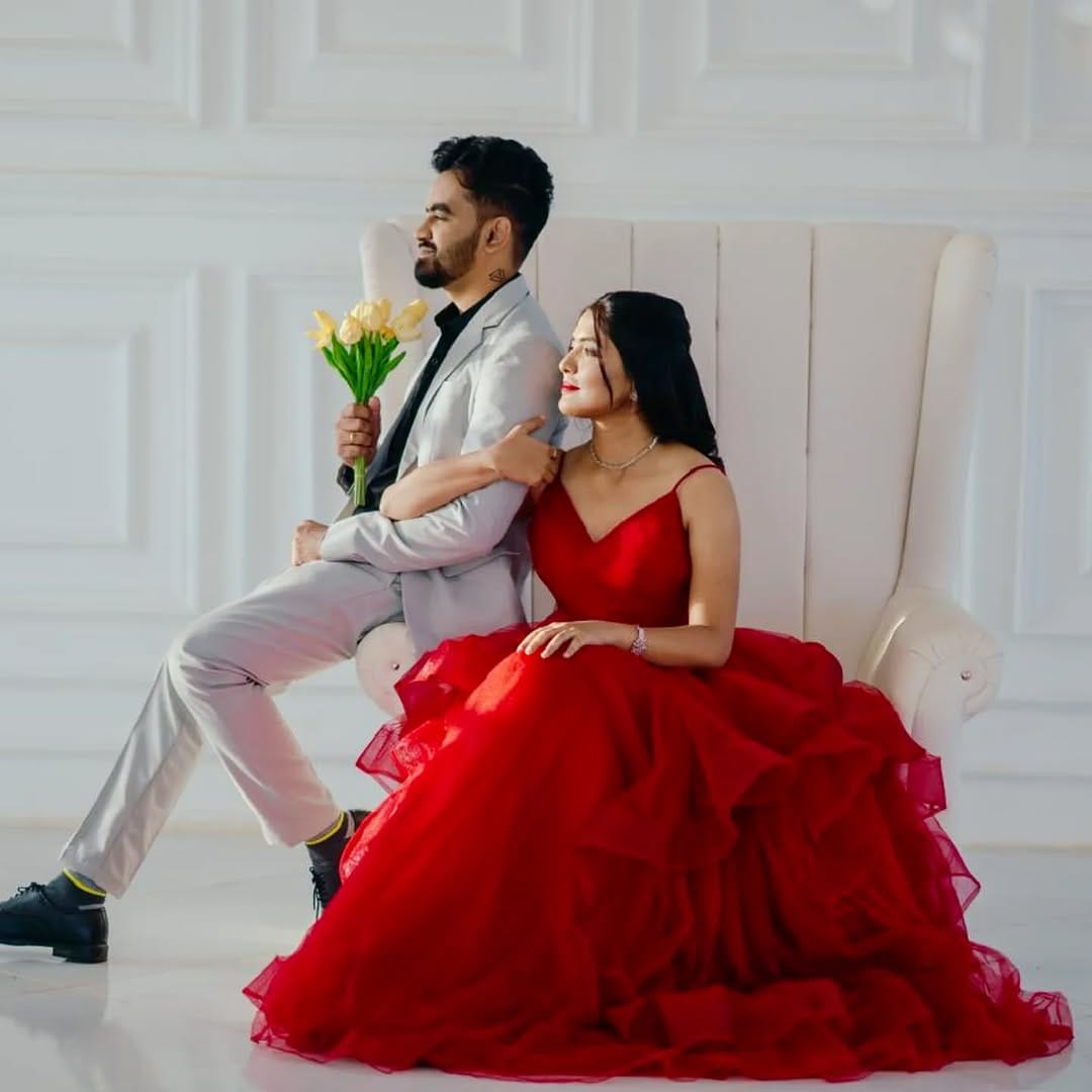 Post 6 by TheDressBank-Rent Lehengas|Gowns|Suits in Bangalore on Instagram (image)