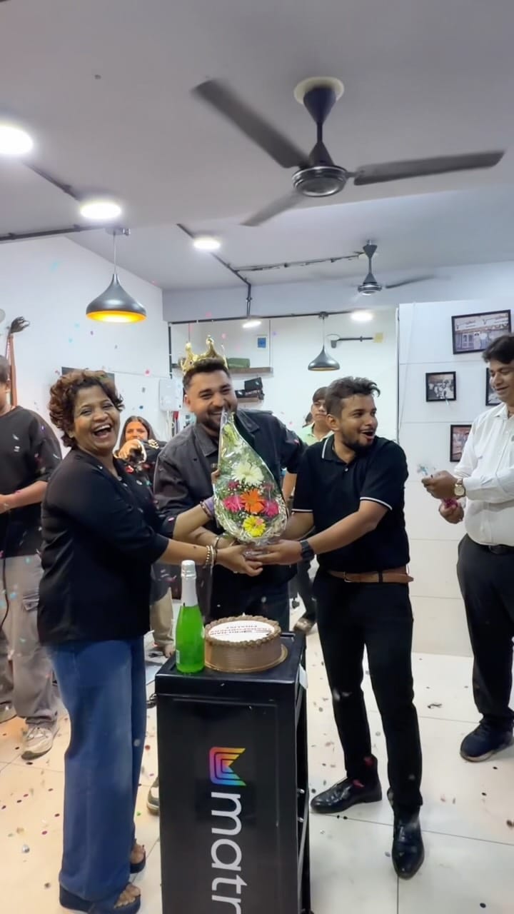 Post 7 by Deep Limbachiya | Hair Educator on Instagram (video)