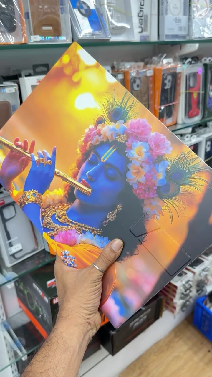 Post 3 by unique skins & accessories🇮🇳 on Instagram (video)
