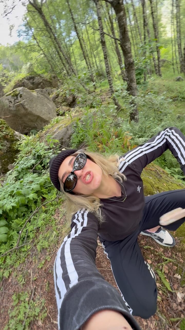 Post 4 by Irina Kuzmenko on Instagram (video)