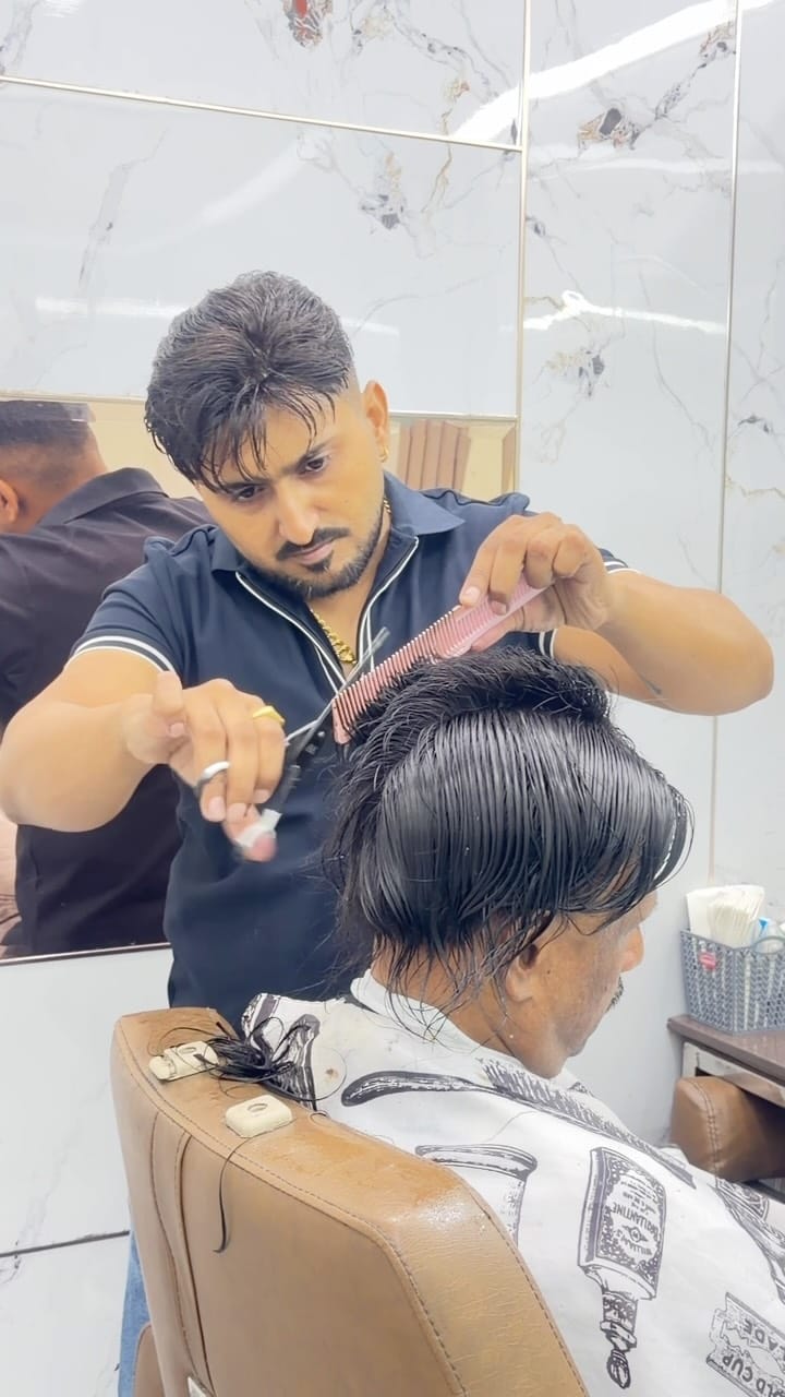 Post 4 by Siya ram on Instagram (video)