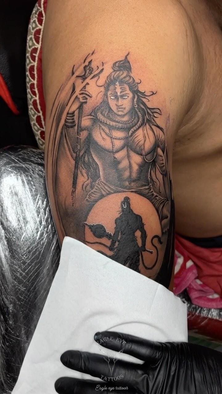 Post 8 by EAGLE EYE TATTOOS on Instagram (video)