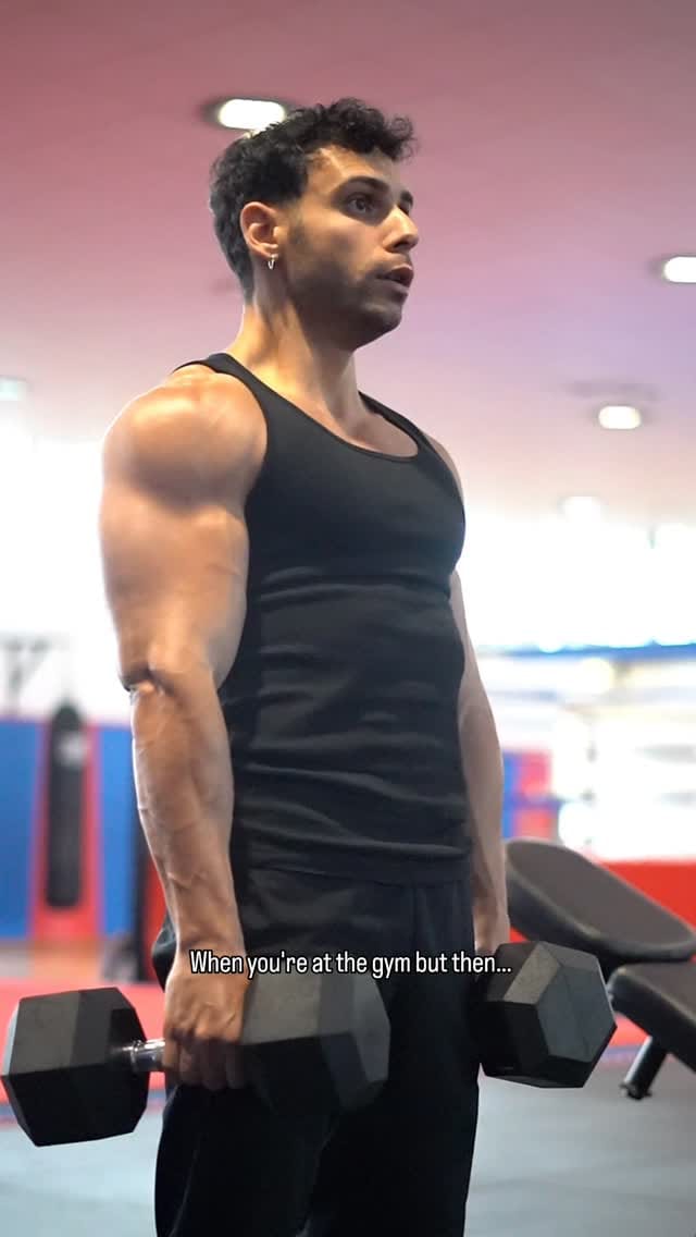 Post 3 by Daniele Piras | Fitness & Calisthenics Coach on Instagram (video)