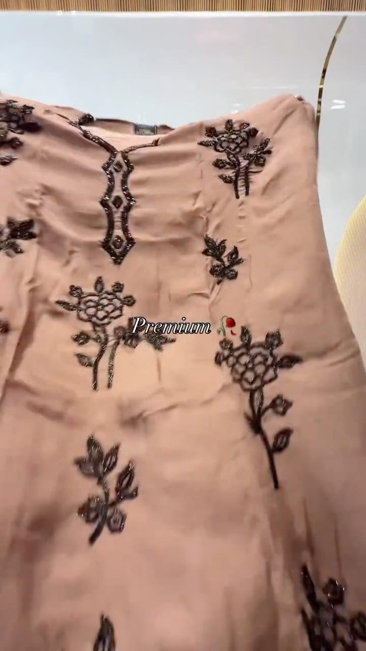 Post 3 by Nasim Aapa Kapadwala & Sons.. on Instagram (video)