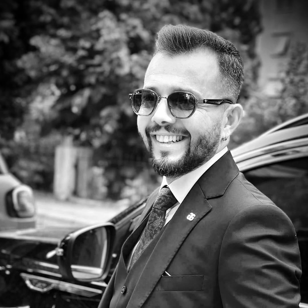 Post 2 by Onur Uydu on Instagram (image)