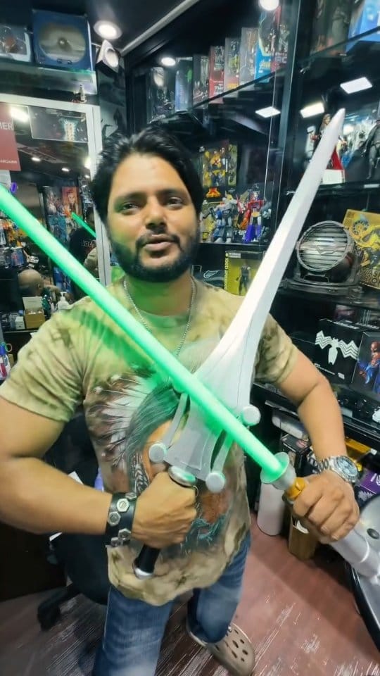 Post 4 by Nerd Arena on Instagram (video)