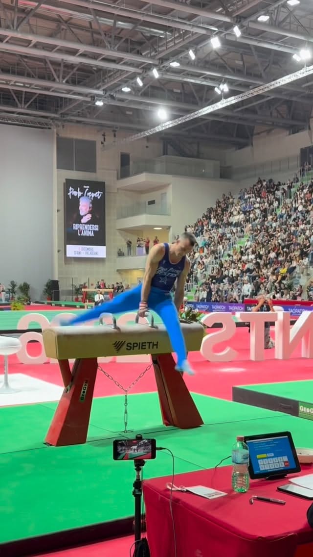 Post 2 by Tommaso De Vecchis on Instagram (video)
