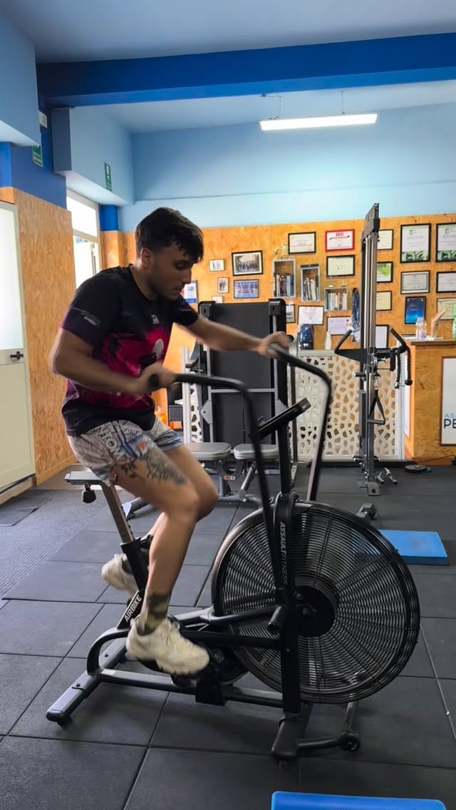 Post 4 by Alessandro Giordano on Instagram (video)
