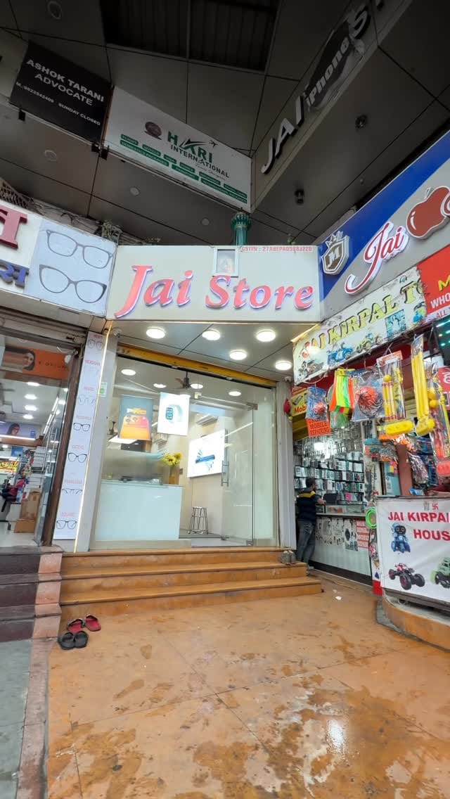 Post 2 by Jai Apple Store on Instagram (video)