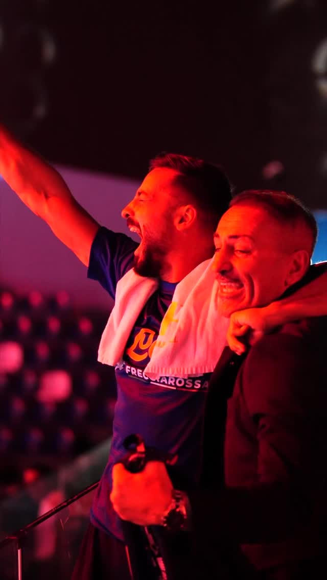 Post 8 by Luca Maresca on Instagram (video)