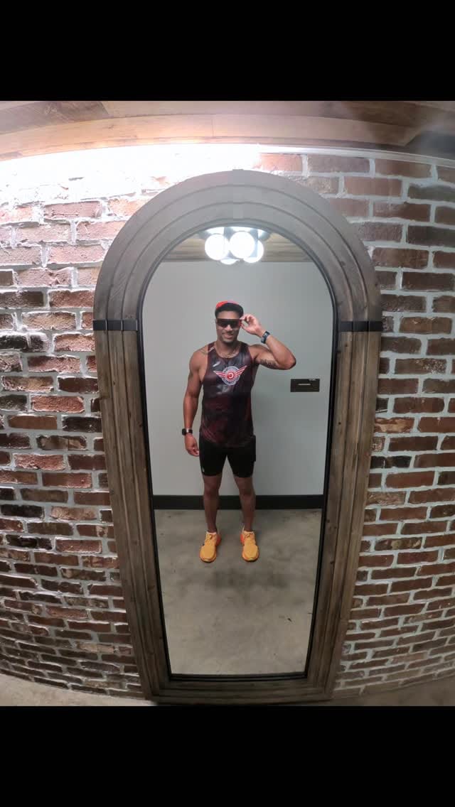 Post 8 by Antwaun Cook on Instagram (video)