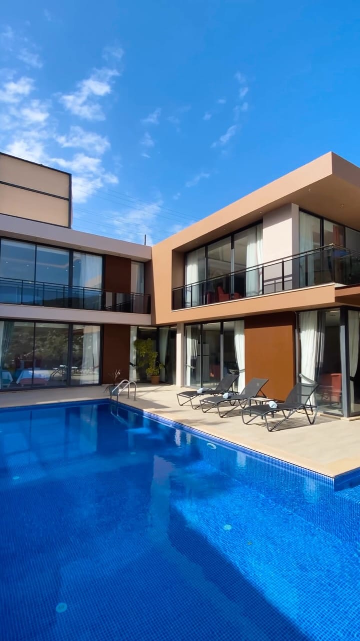 Post 5 by Kaştavillam | Kiralık Tatil Villaları on Instagram (video)