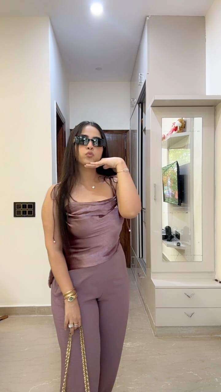 Post 1 by ACE BY AASTHA on Instagram (video)