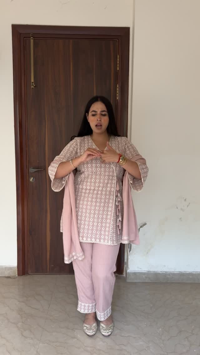 Post 4 by ACE BY AASTHA on Instagram (video)
