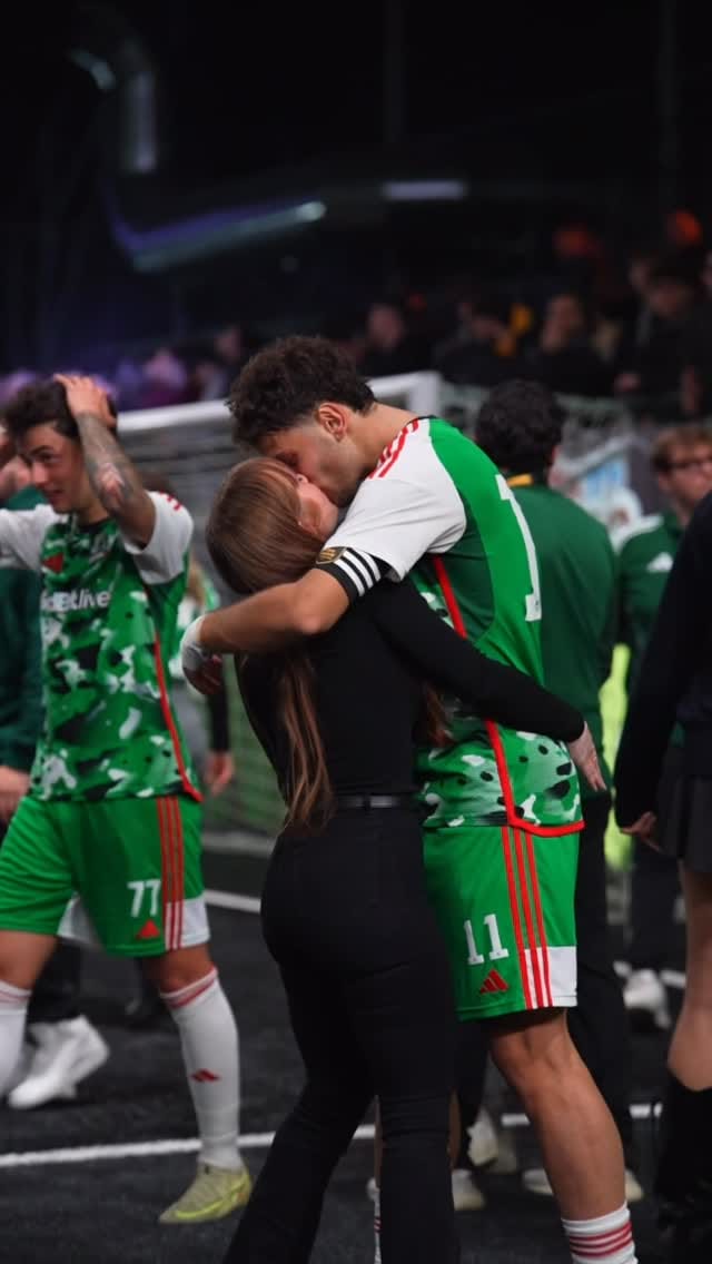 Post 6 by Domenico Rossi on Instagram (video)