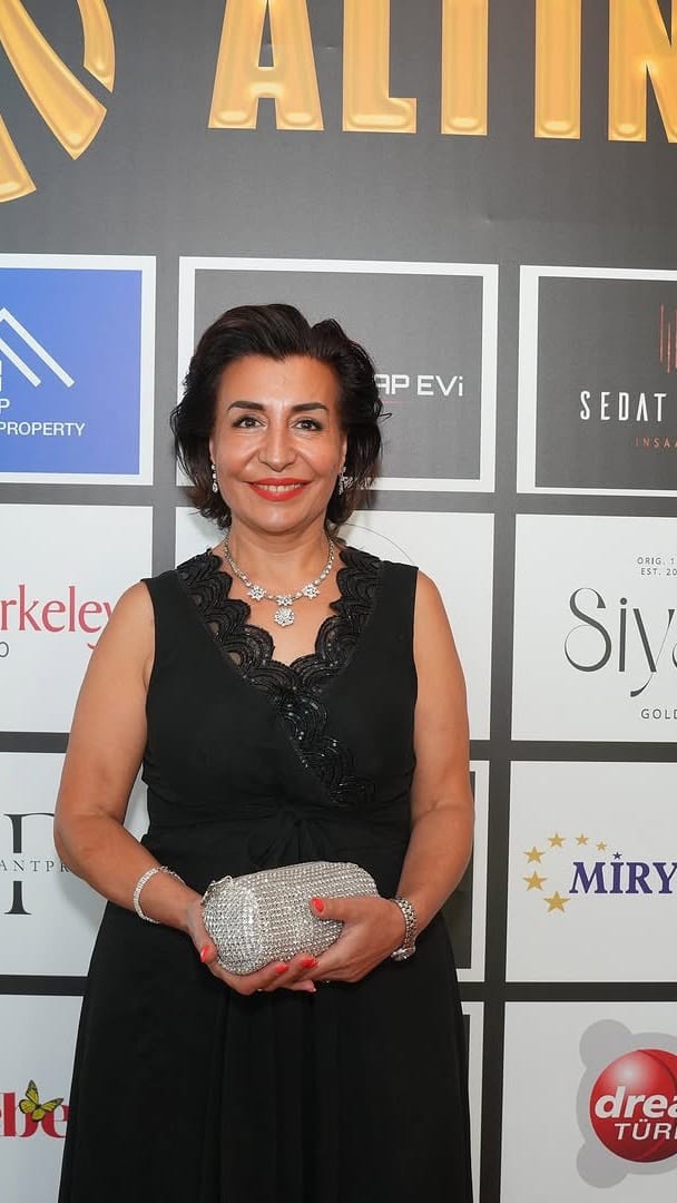 Post 10 by İngiltere’de Emlak Yatırımı | Sema Yıldız on Instagram (video)